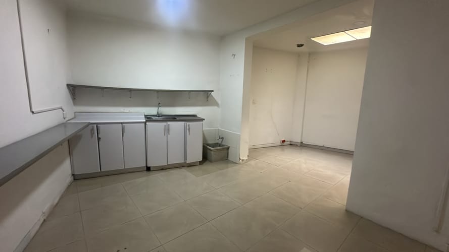 Local en arriendo en Palogrande, Manizales, 370 m² · foto 5 de 24