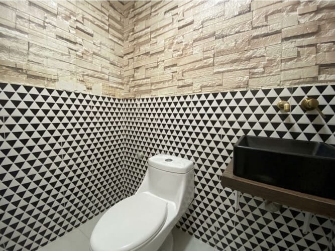 Local en arriendo en La Castellana, Medellín, 55 m² · foto 6 de 7