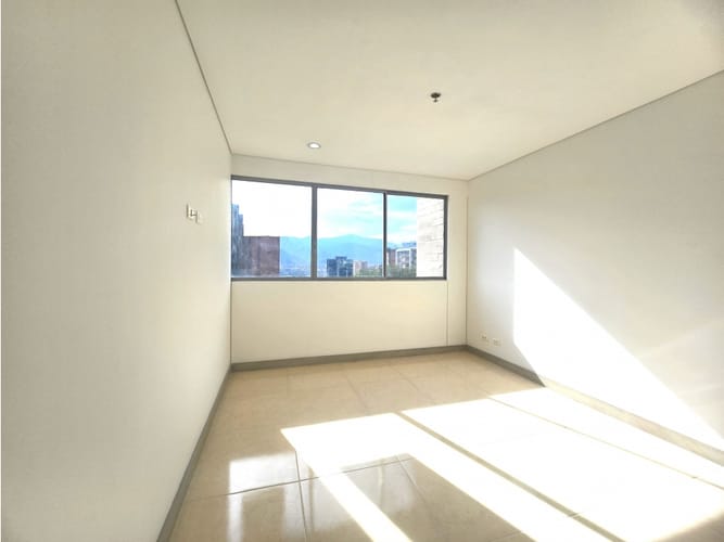 Apartamento de 2 alcobas en arriendo en Castropol, Medellín, 95 m² · foto 6 de 12