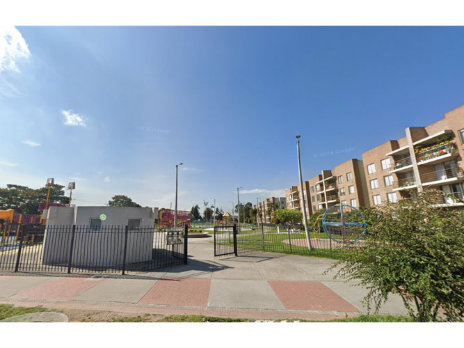 Apartamento de 3 alcobas en venta en Hato Sector I, Funza, 86 m² · foto 2 de 24