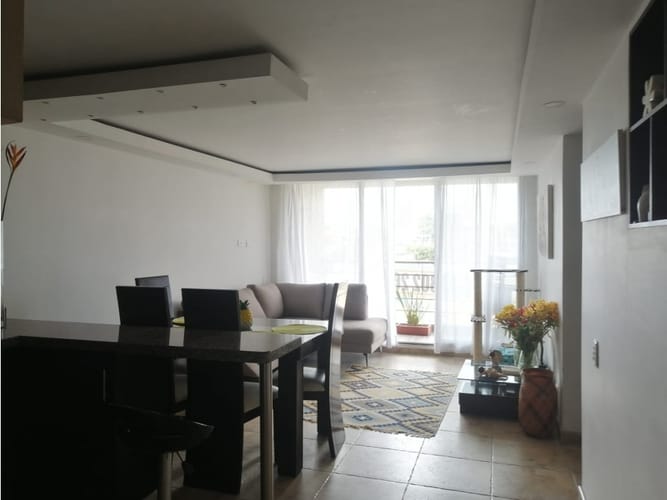 Apartamento de 3 alcobas en venta en Hato Sector I, Funza, 86 m² · foto 4 de 24