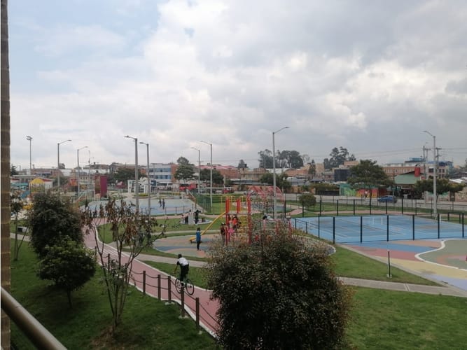 Apartamento de 3 alcobas en venta en Hato Sector I, Funza, 86 m² · foto 22 de 24