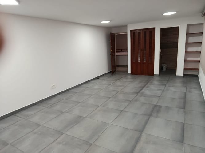 Oficina en arriendo en Versalles, Cali, 37 m² · foto 3 de 10