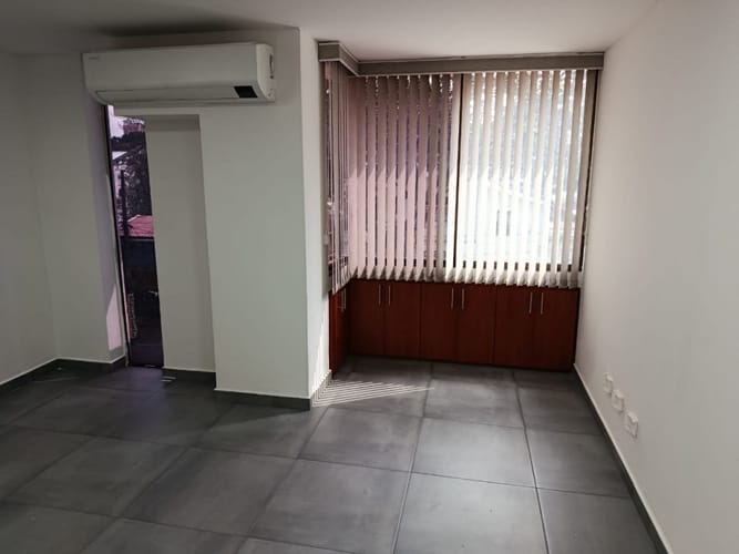 Oficina en arriendo en Versalles, Cali, 37 m² · foto 7 de 10