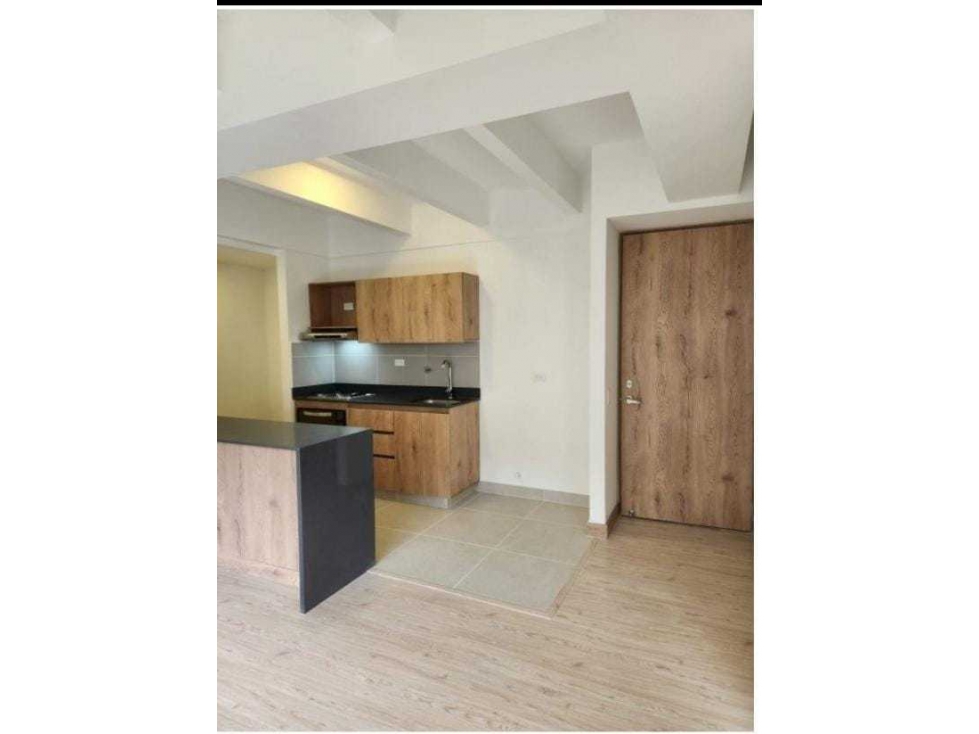 Apartamento en venta en Loma Del Indio, Medellín · foto 4 de 18