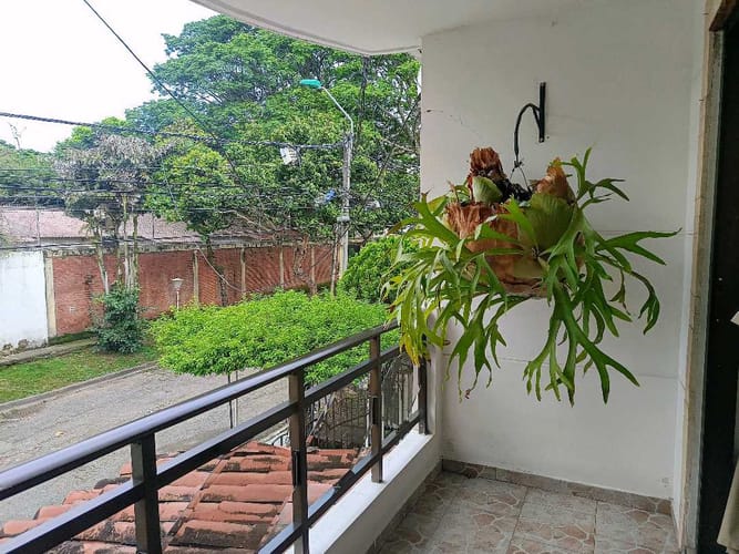 Casa de 8 alcobas en venta en Prados De Oriente, Cali, 385 m² · foto 15 de 24