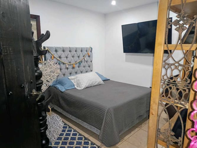 Casa de 8 alcobas en venta en Prados De Oriente, Cali, 385 m² · foto 21 de 24
