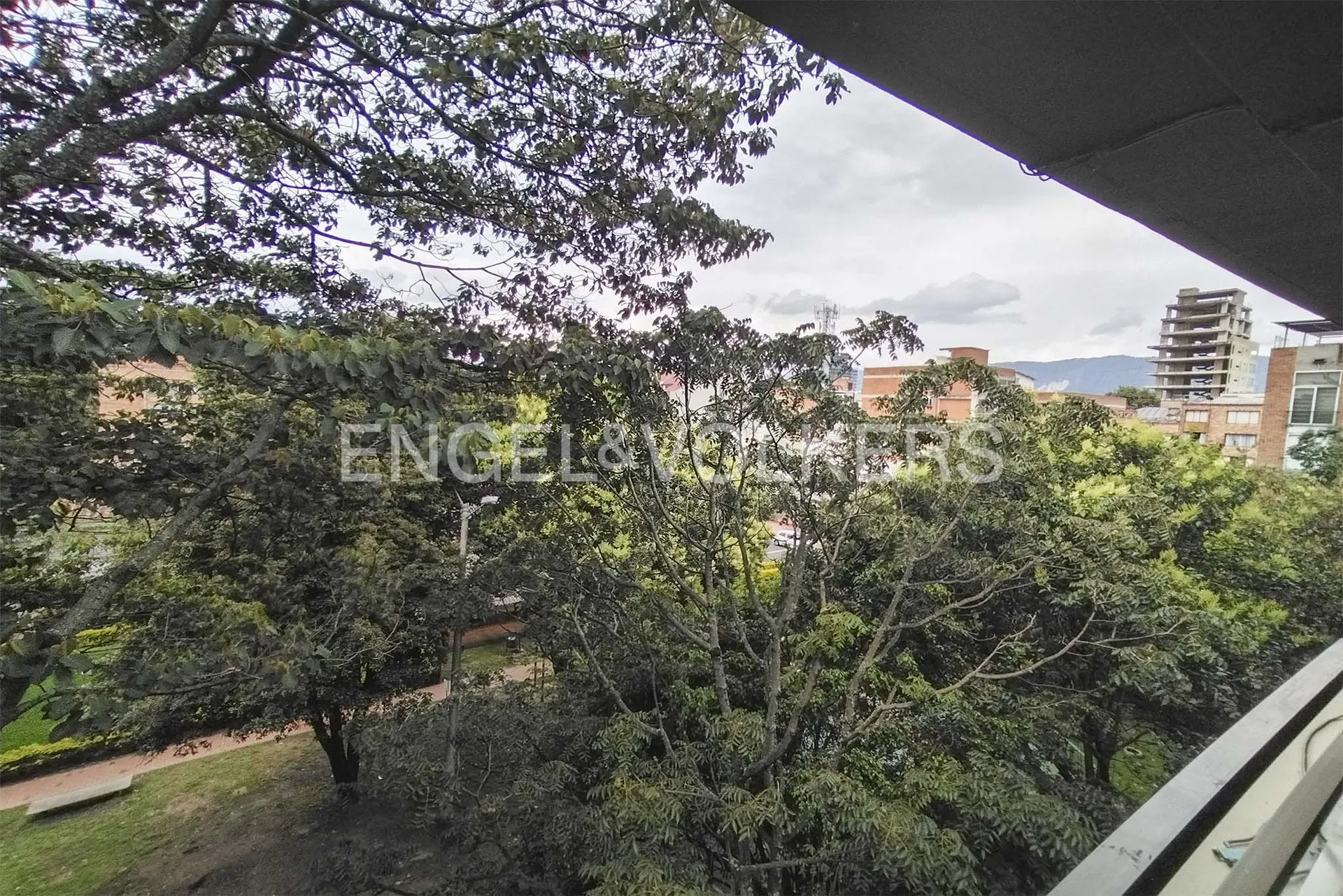 Apartamento en venta en Pasadena, Bogotá · foto 4 de 19