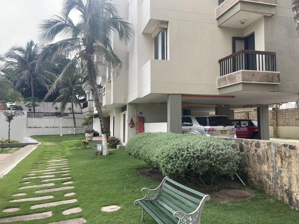 Apartamento en venta en Pradomar, Atlántico · foto 2 de 21