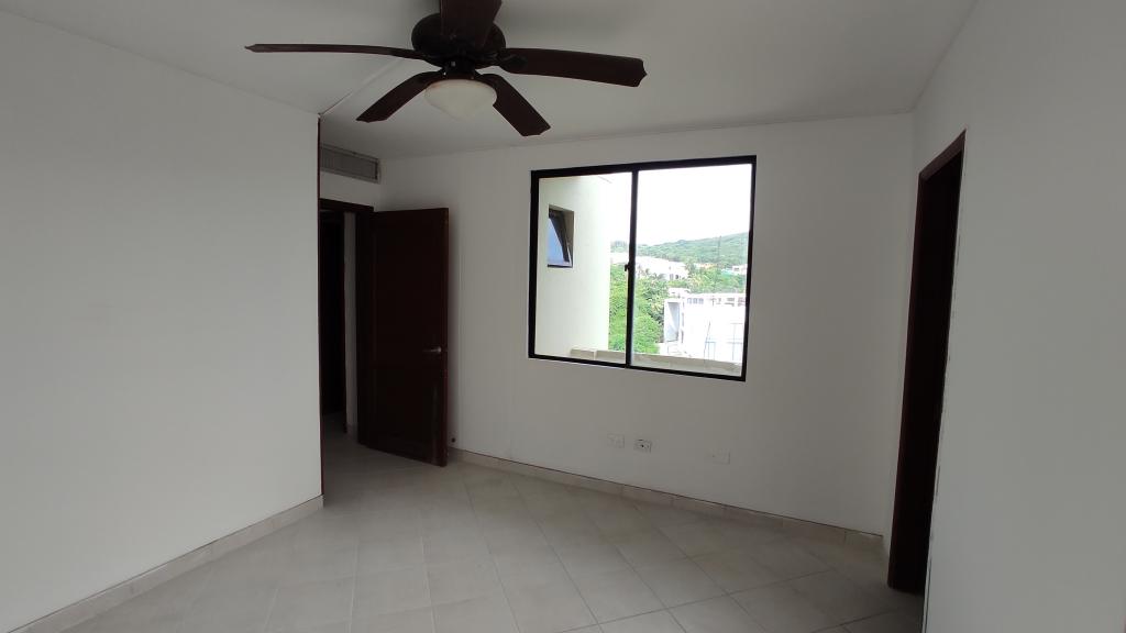 Apartamento en venta en Pradomar, Atlántico · foto 10 de 21