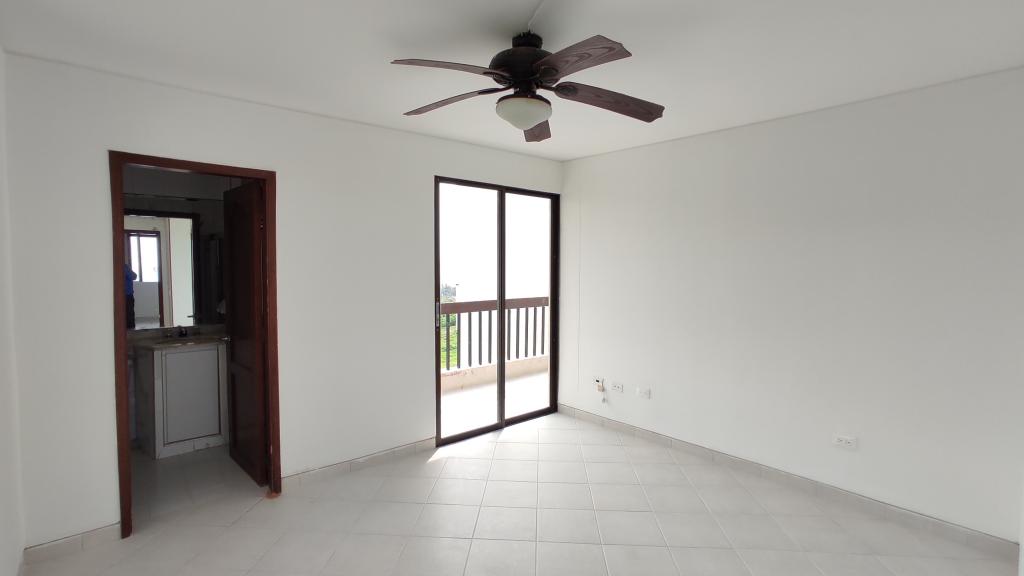 Apartamento en venta en Pradomar, Atlántico · foto 11 de 21