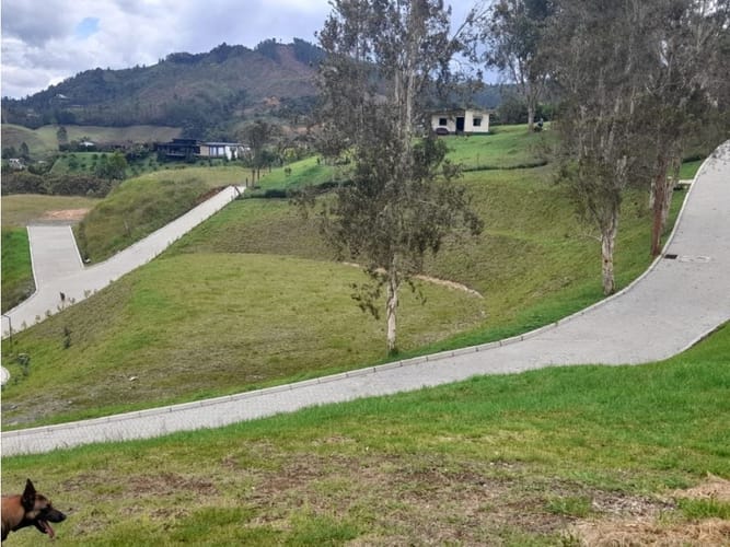 Lote en venta en Pantanillo, El Retiro, 1720 m² · foto 4 de 6