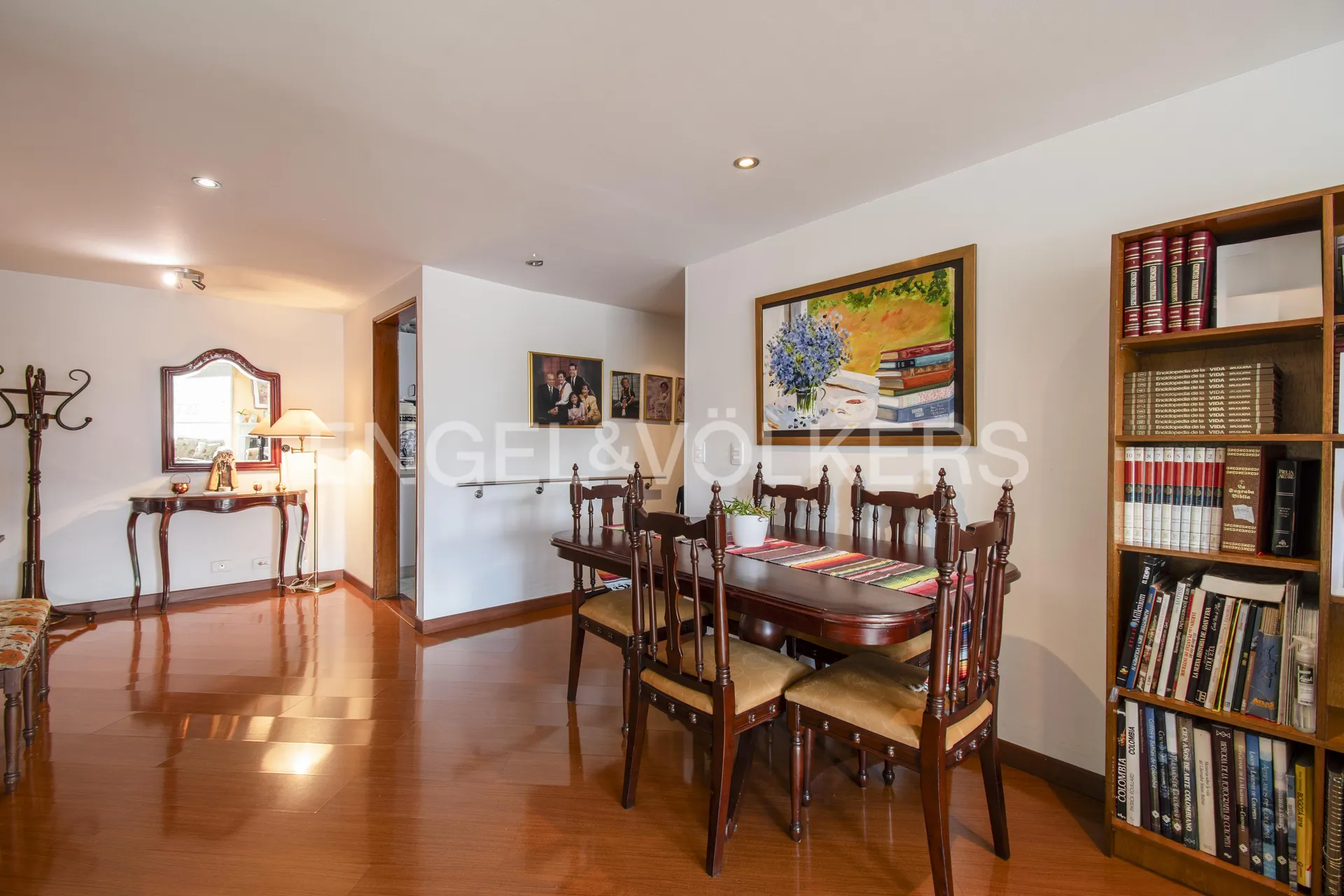 Apartamento en venta en El Batán, Bogotá · foto 2 de 12