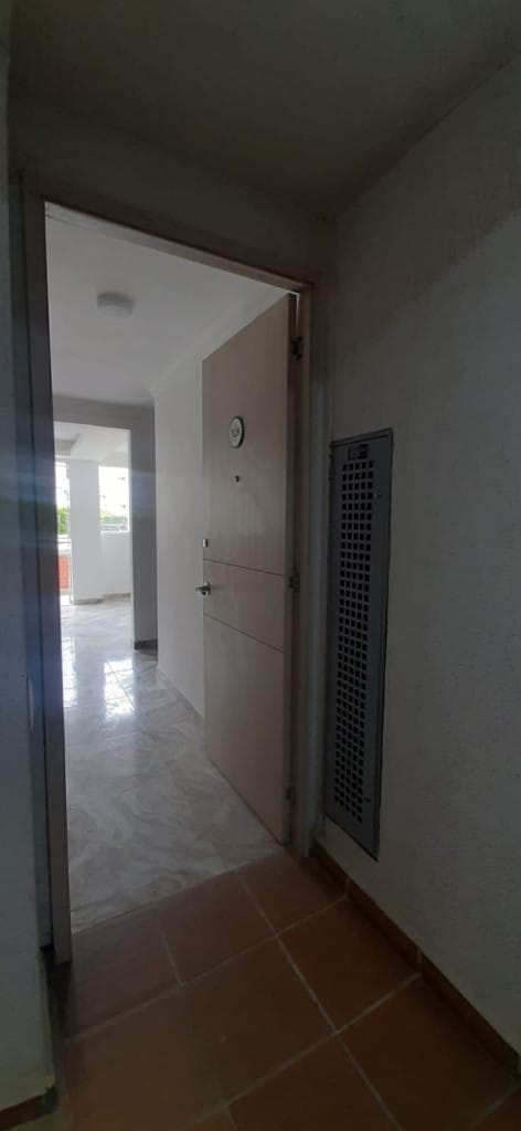 Apartamento de 2 alcobas en venta en Bochalema, Cali, 62 m² · foto 4 de 24