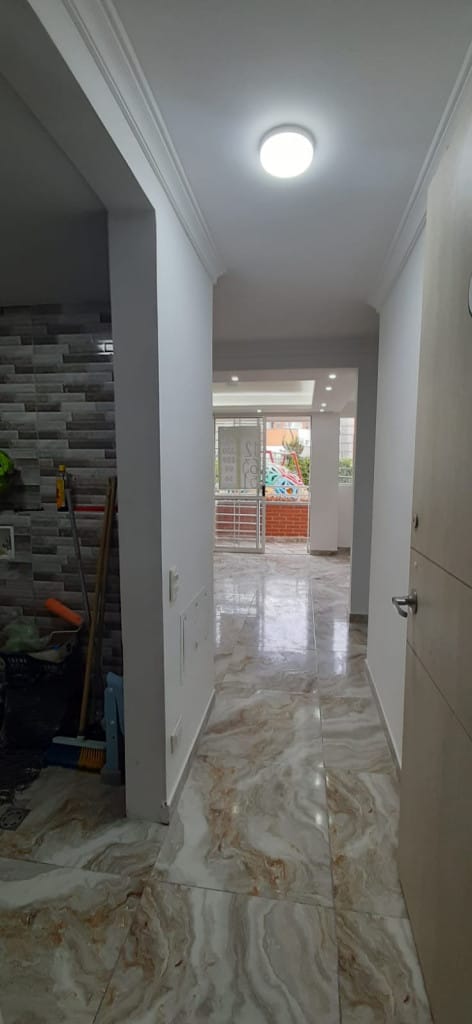 Apartamento de 2 alcobas en venta en Bochalema, Cali, 62 m² · foto 5 de 24