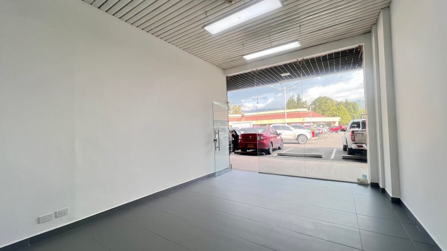 Local en arriendo en Delicias Norte, Chía, 23 m² · foto 3 de 8