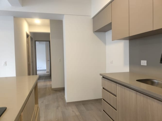 Apartamento de 3 alcobas en arriendo en El Poblado, Medellín, 72 m² · foto 5 de 15