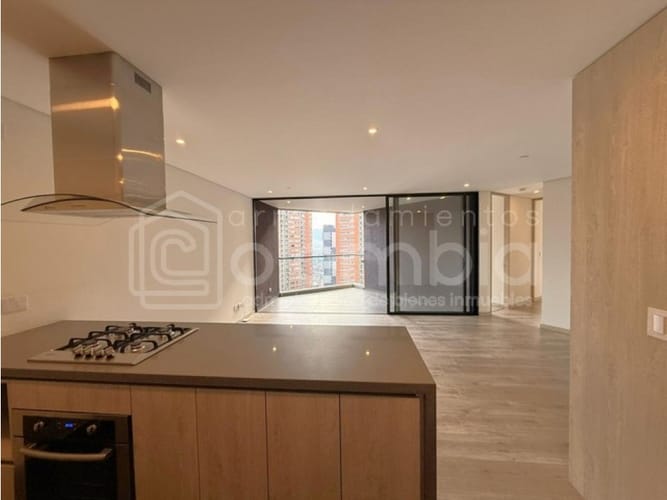 Apartamento de 2 alcobas en arriendo en Altos Del Poblado, Envigado, 85 m² · foto 5 de 19