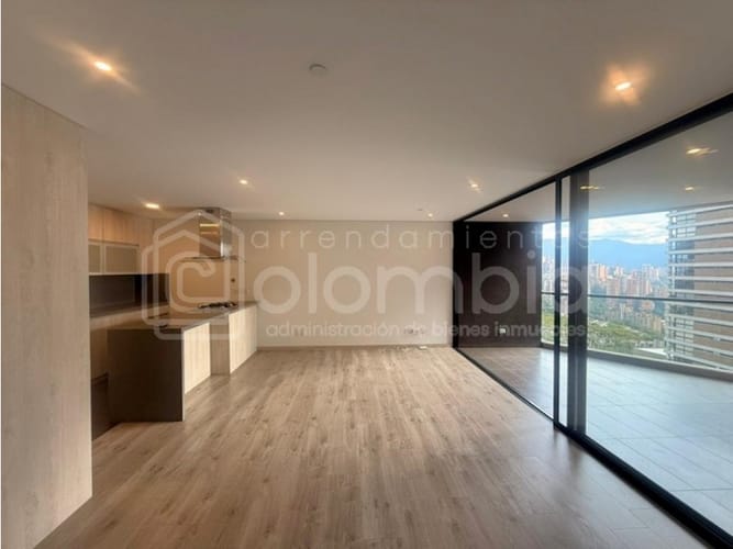 Apartamento de 2 alcobas en arriendo en Altos Del Poblado, Envigado, 85 m² · foto 8 de 19