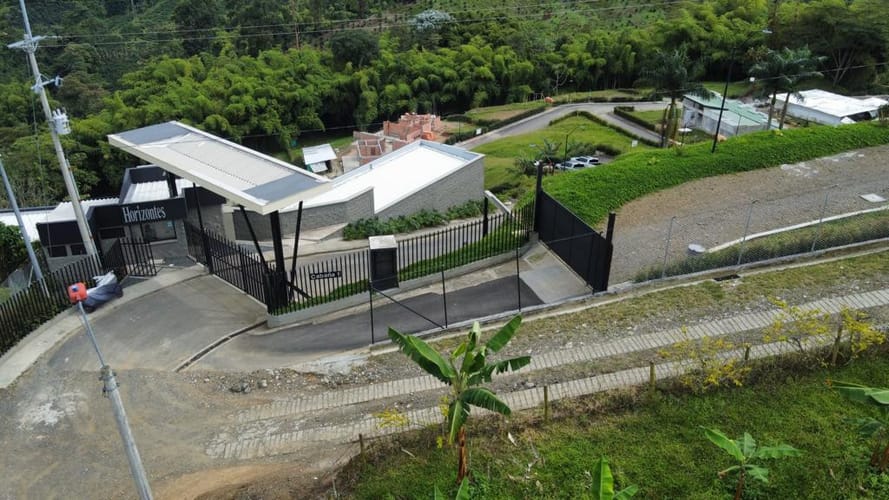 Lote en venta en Los Naranjos, Dosquebradas, 5700 m² · foto 6 de 14