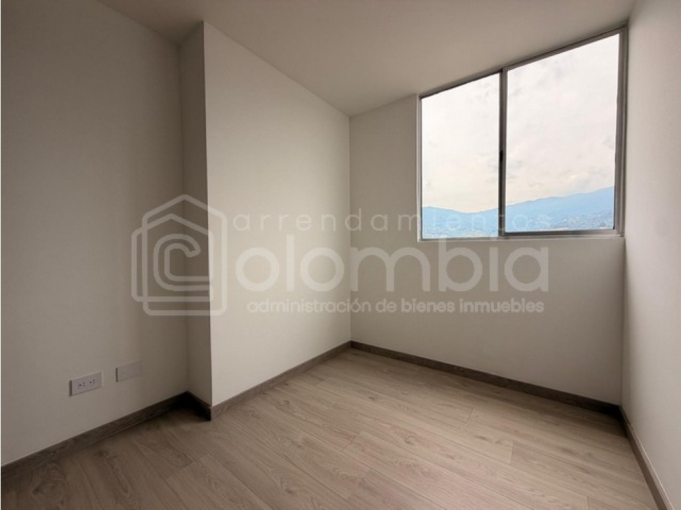 Apartamento en venta en Zona Industrial No. 1, Itagüí · foto 8 de 14