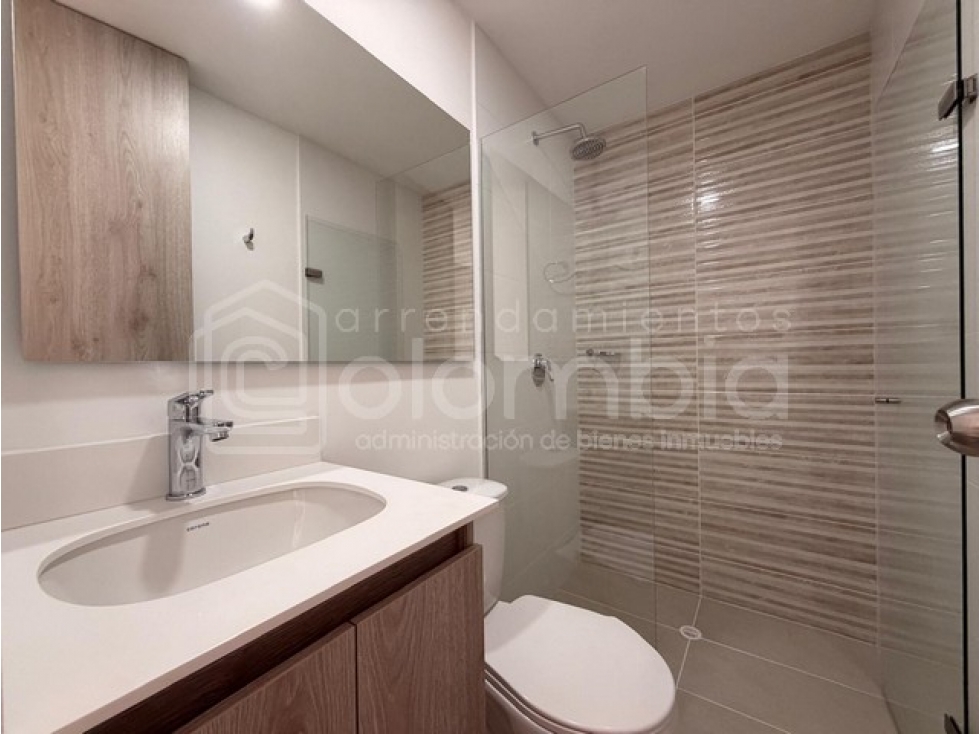 Apartamento en venta en Zona Industrial No. 1, Itagüí · foto 10 de 14