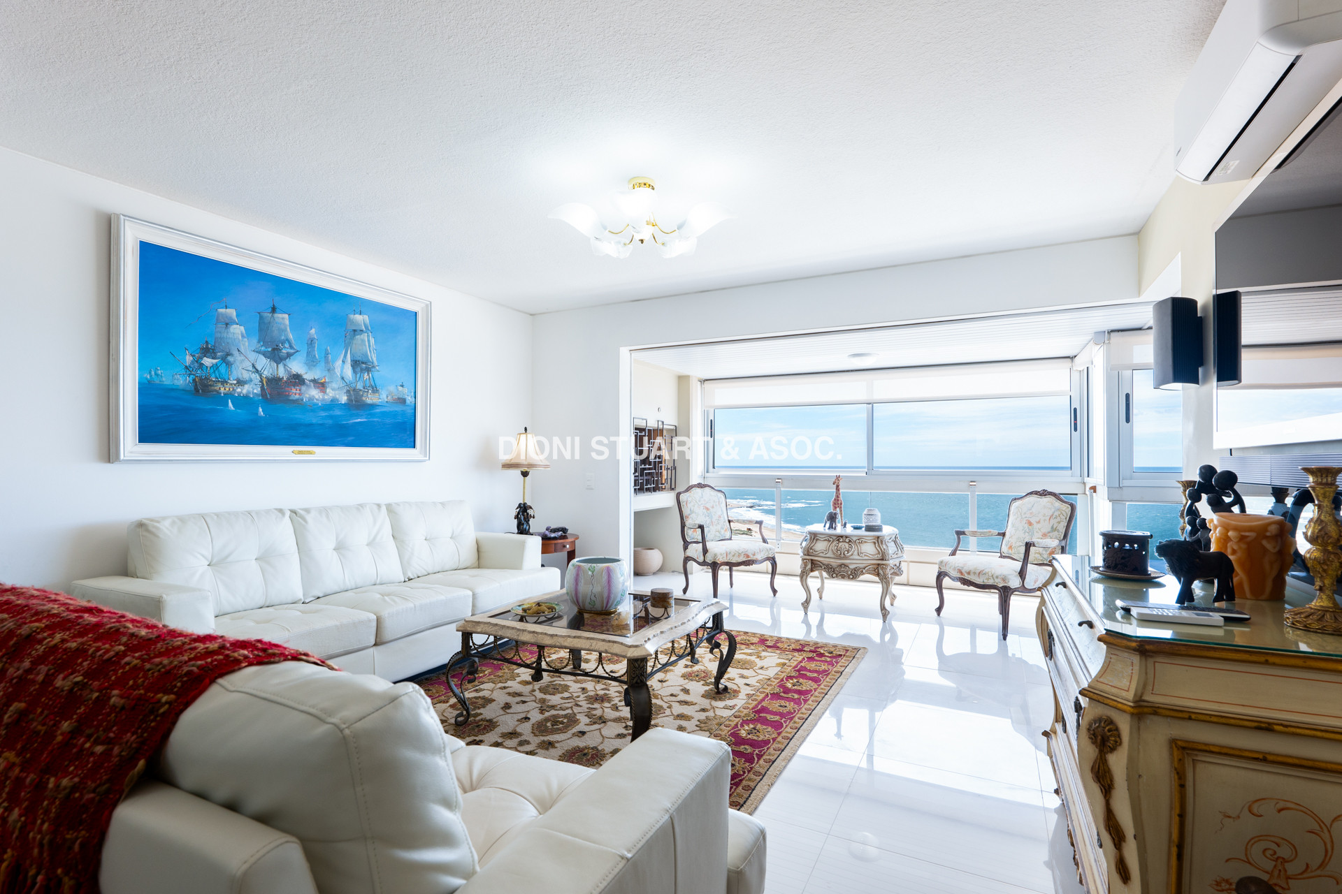 ALQUILER ANUAL APARTAMENTO DE 3 DORMITORIOS Y DEPENDENCIA - PUNTA DEL ESTE - PLAYA MANSA · Foto 5