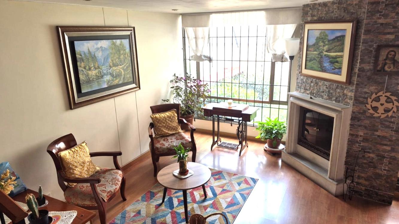 Casa en venta en Las Villas, Bogotá · foto 3 de 18