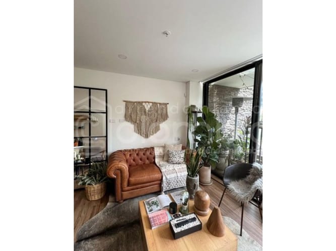 Apartaestudio en venta en Loma Del Escobero, Envigado, 78 m² · foto 3 de 15