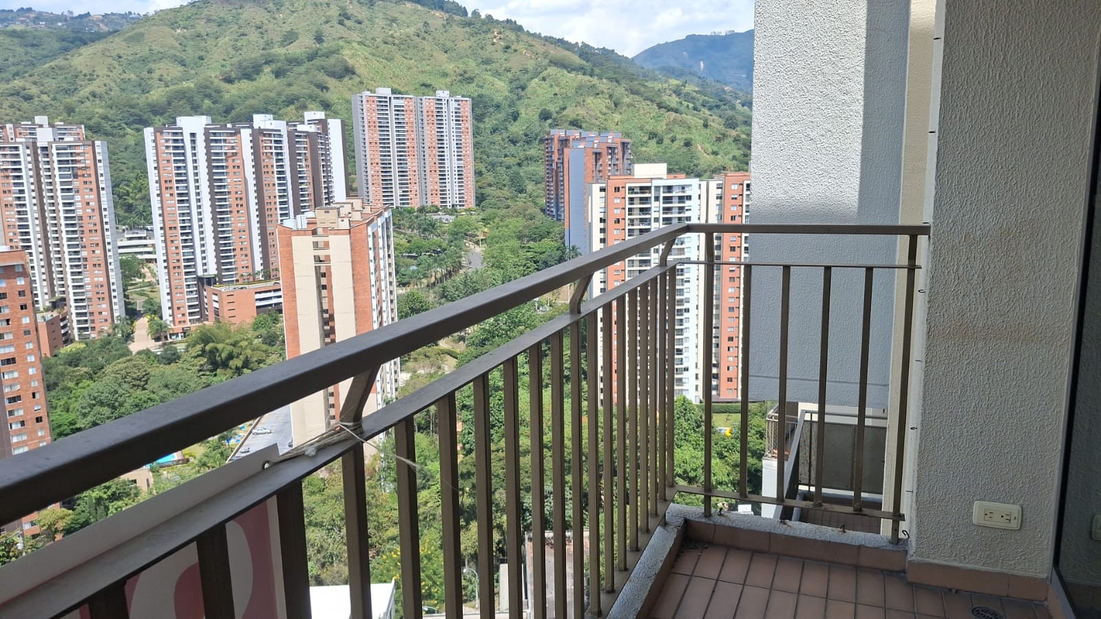 Apartamento en venta en Belén, Medellín · foto 3 de 19