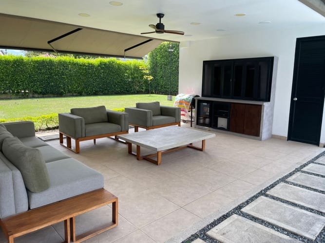 Casa de 4 alcobas en venta en La Morada, Jamundí, 320 m² · foto 1 de 20