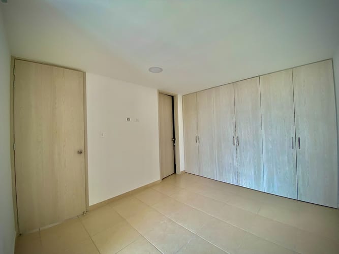 Apartamento de 3 alcobas en venta en Picaleña Y Mirolindo, Ibagué, 74 m² · foto 17 de 18