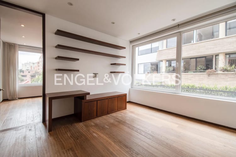 Apartamento en venta en Los Rosales, Bogotá · foto 13 de 18