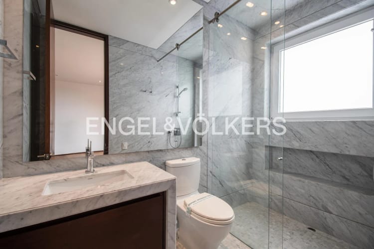 Apartamento en venta en Los Rosales, Bogotá · foto 10 de 18