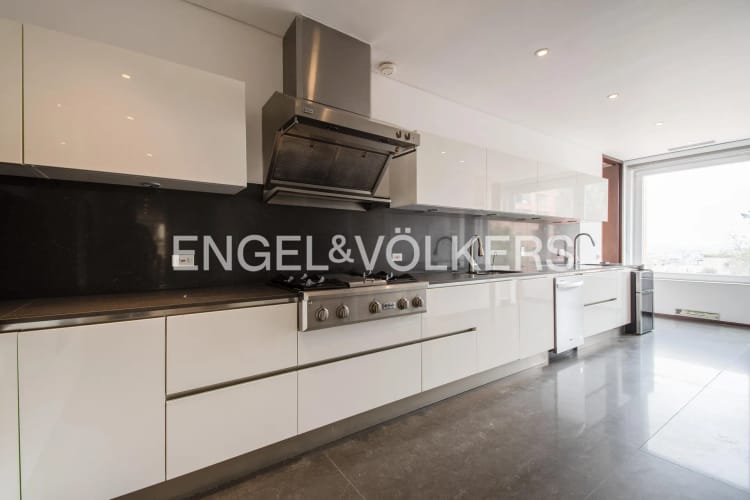 Apartamento en venta en Los Rosales, Bogotá · foto 4 de 18