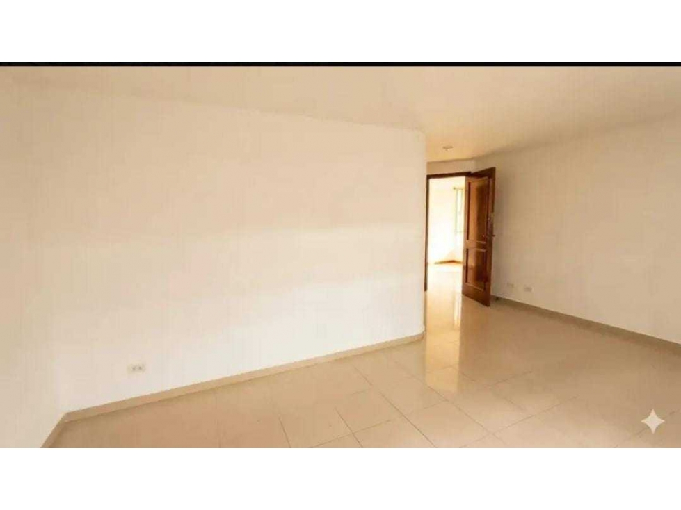 Apartamento en venta en La Castellana, Bogotá · foto 3 de 12