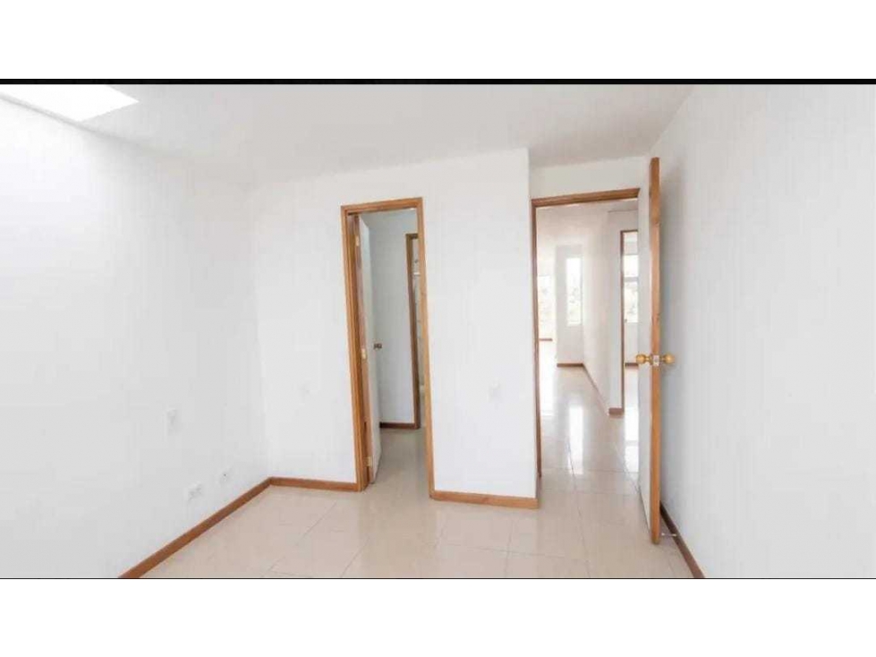 Apartamento en venta en La Castellana, Bogotá · foto 6 de 12