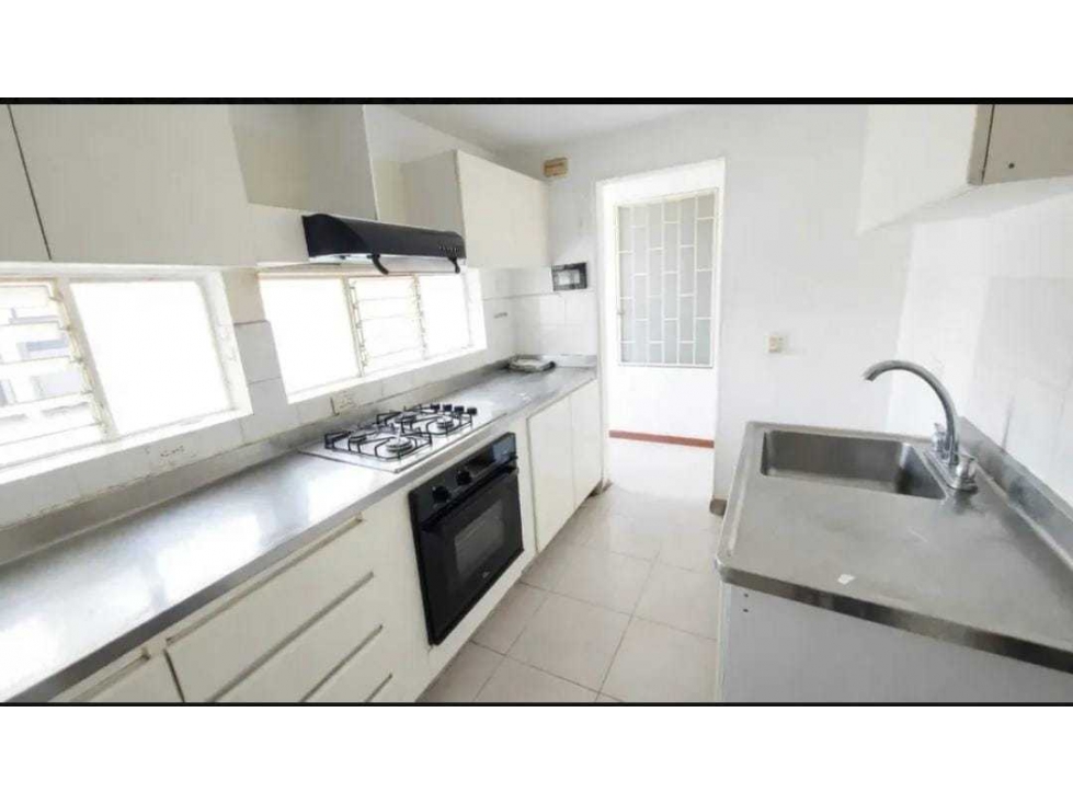 Apartamento en venta en La Castellana, Bogotá · foto 9 de 12