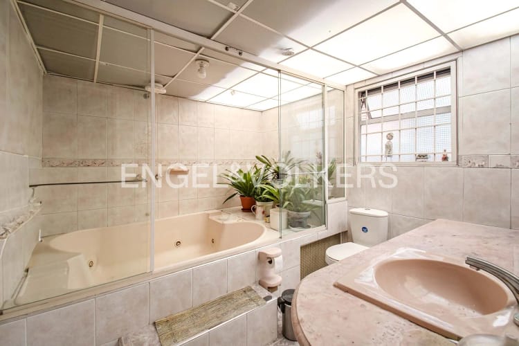Casa de 5 alcobas en venta en El Batán, Bogotá, 306 m² · foto 11 de 20