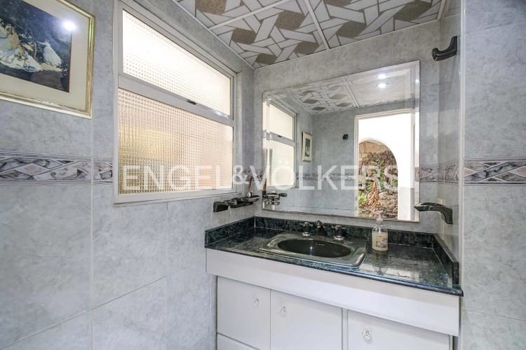 Casa de 5 alcobas en venta en El Batán, Bogotá, 306 m² · foto 8 de 20