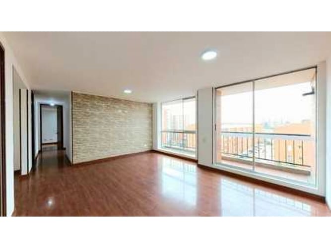 Apartamento de 3 alcobas en venta en Gran Granada, Bogotá, 83 m² · foto 2 de 24