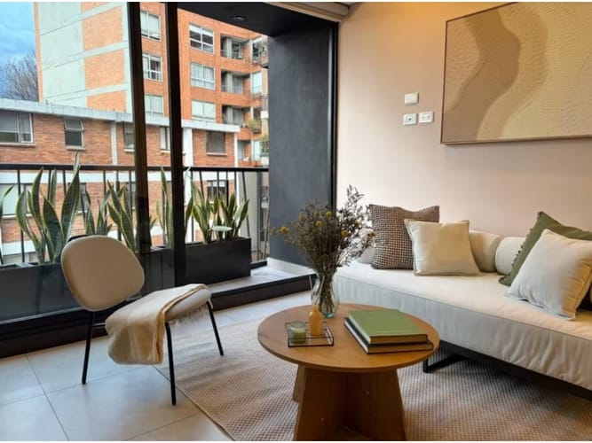 Apartamento de 1 alcoba en venta en El Virrey, Bogotá, 45 m² · foto 3 de 10