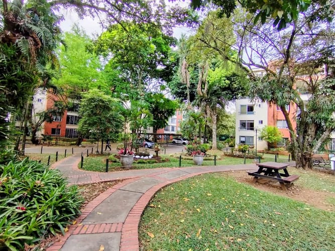 Apartamento en venta en Quintas De Don Simon, Cali · foto 16 de 16