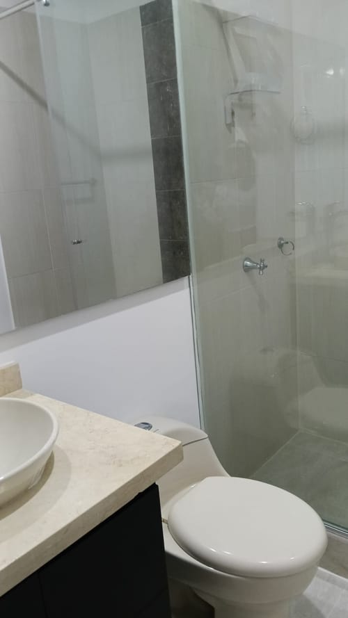 Casa de 4 alcobas en venta en Cn. Casa Loma Campestre, Girardot, 170 m² · foto 2 de 20