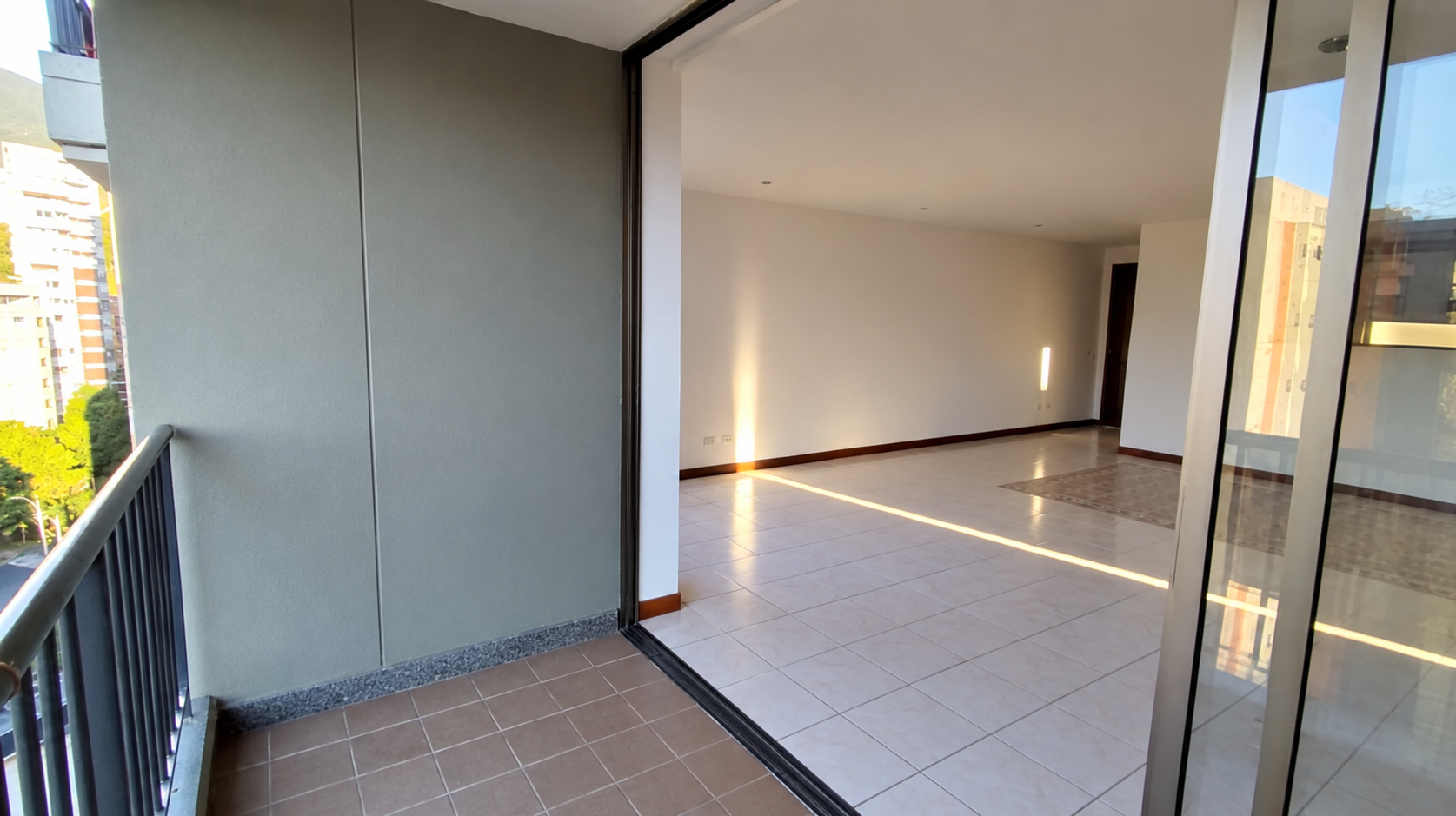Apartamento en venta en Otraparte, Envigado · foto 2 de 10