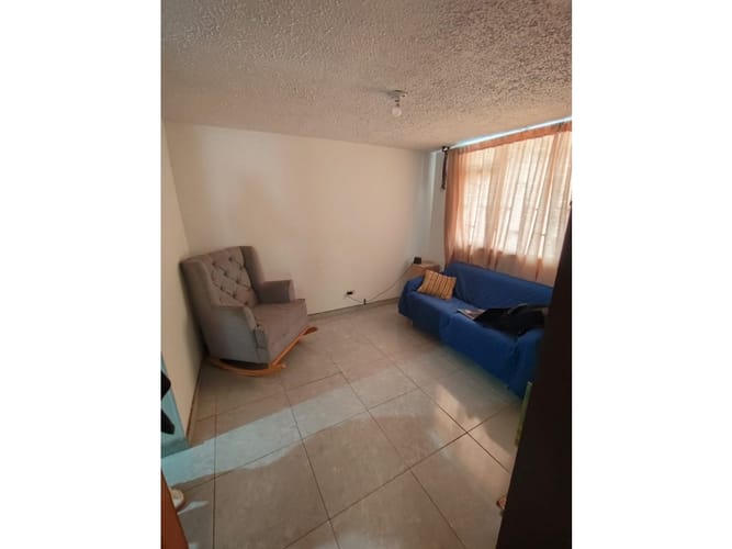 Casa de 8 alcobas en venta en Ub. Techo Bavaria, Bogotá, 307 m² · foto 6 de 17