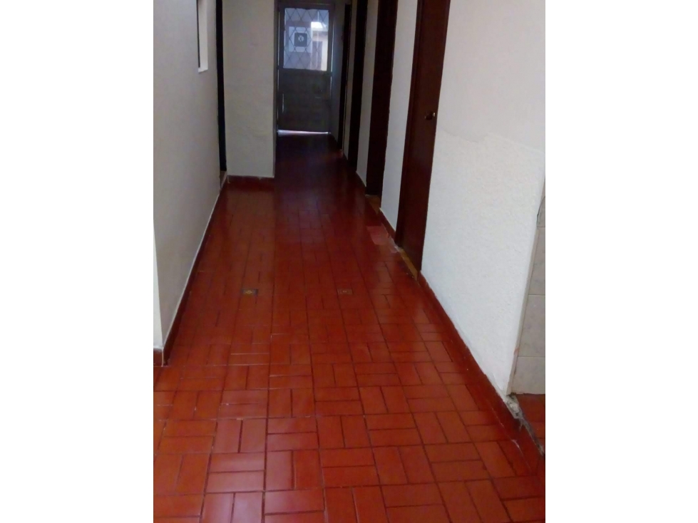 Casa en venta en Fontibon, Bogotá · foto 2 de 9