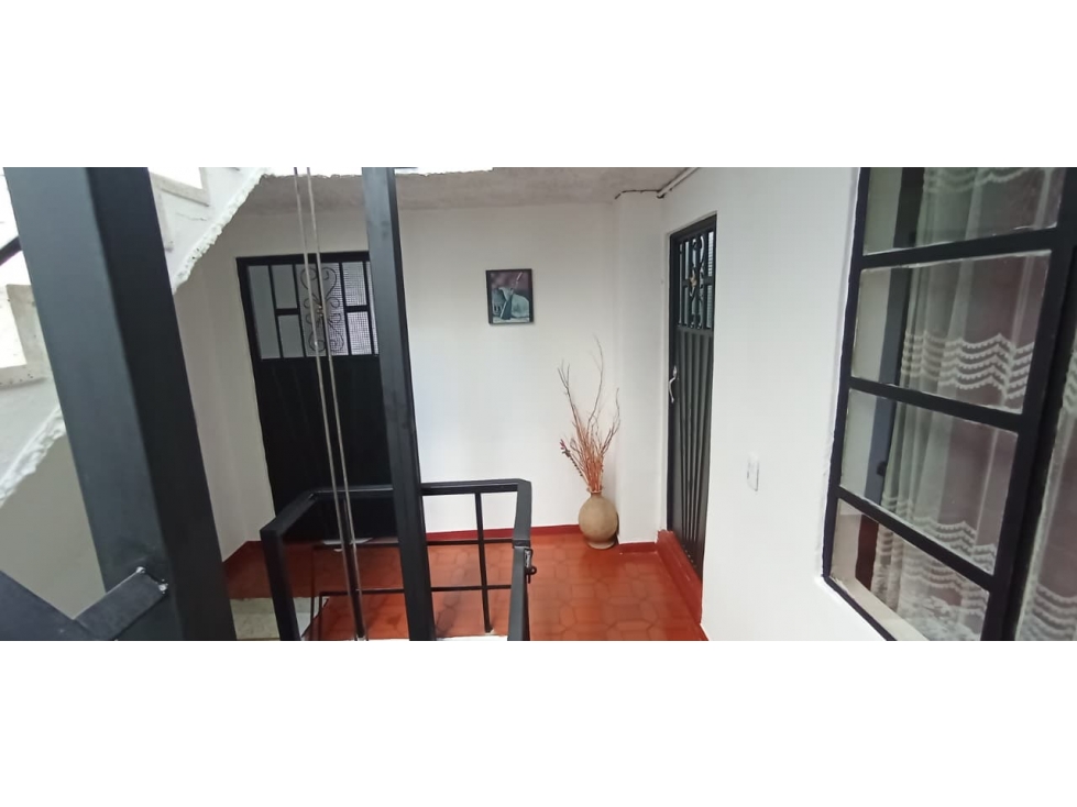 Casa en venta en Villa Luz, Bogotá · foto 6 de 19