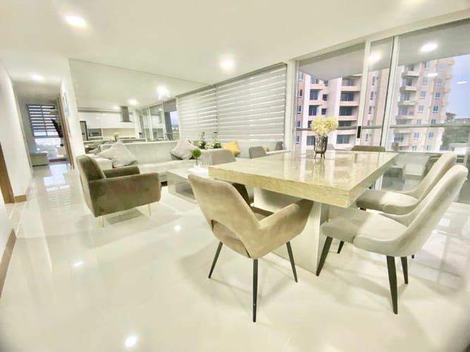 Apartamento de 3 alcobas en venta en Ciudad Jardin, Cali, 147 m² · foto 4 de 17