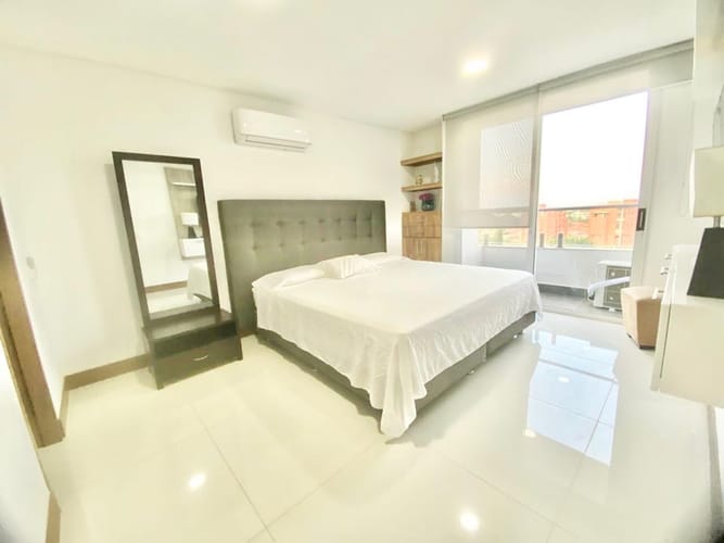 Apartamento de 3 alcobas en venta en Ciudad Jardin, Cali, 147 m² · foto 10 de 17